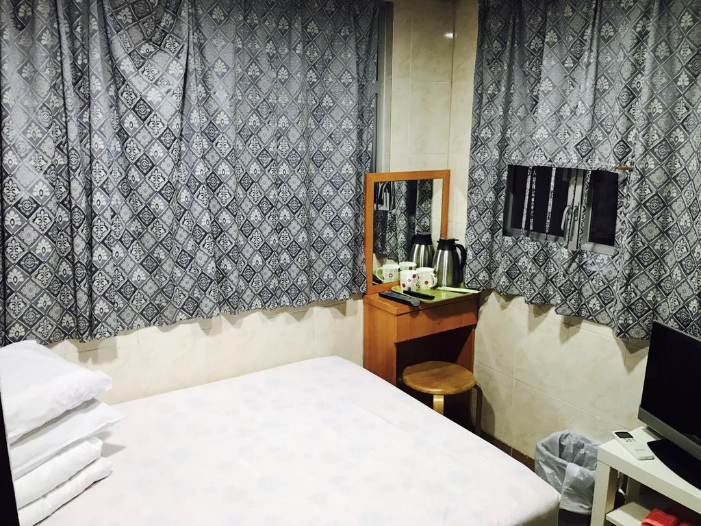 Chi Shing Hostel Hong Kong Exterior photo